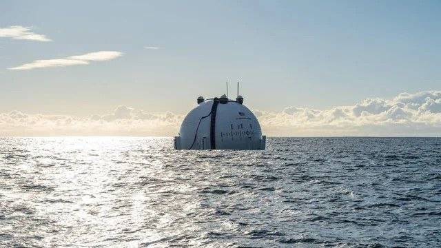 Peter Thiel invierte 1.000 millones en centros de datos flotantes alimentados por energía de las olas
