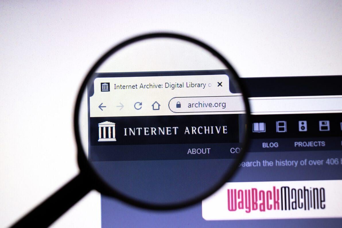 23 Sitios de Noticias Importantes Han Bloqueado Wayback Machine – Historia Digital en Peligro