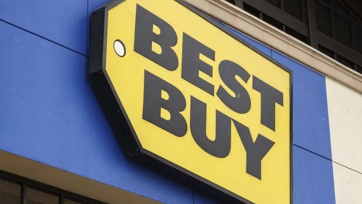 Best Buy nombra a Jason Bonfig, veterano de 27 años, como nuevo CEO