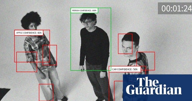 "Ropa adversarial": ¿están a punto de popularizarse las prendas diseñadas para confundir los sistemas de reconocimiento facial?