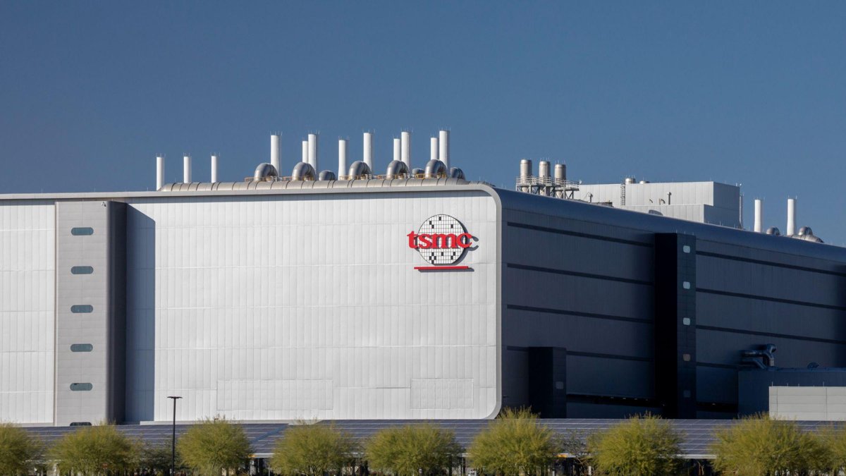 Empleados de TSMC furiosos consideran huelgas y sindicalización por recorte de bonos, según informe