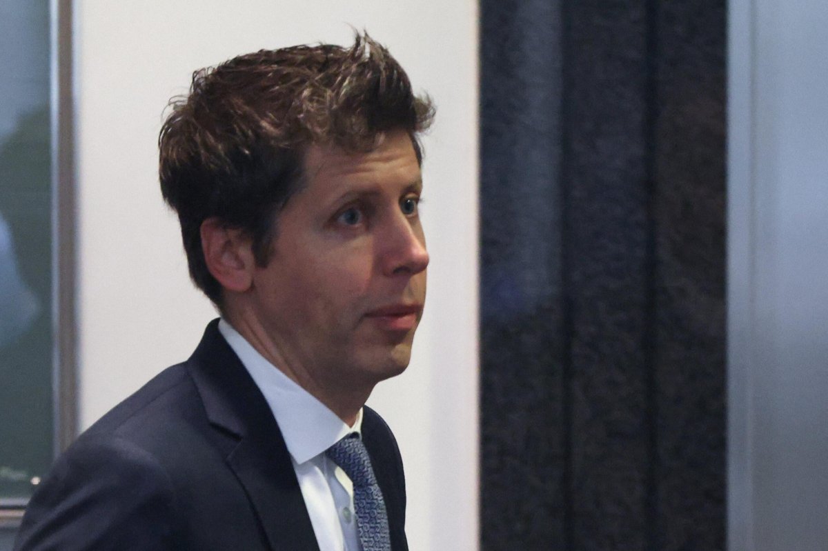 Sam Altman, CEO de OpenAI, posee más de $2 mil millones en empresas vinculadas a la compañía, según documentos judiciales