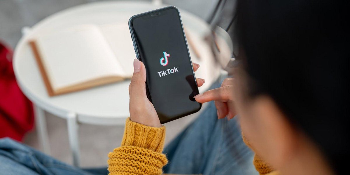 TikTok priorizó contenido anti-demócrata en su algoritmo durante las elecciones de 2024