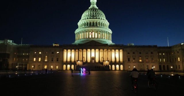 URGENTE: A un mal acuerdo en Washington de la era de la censura gubernamental en línea