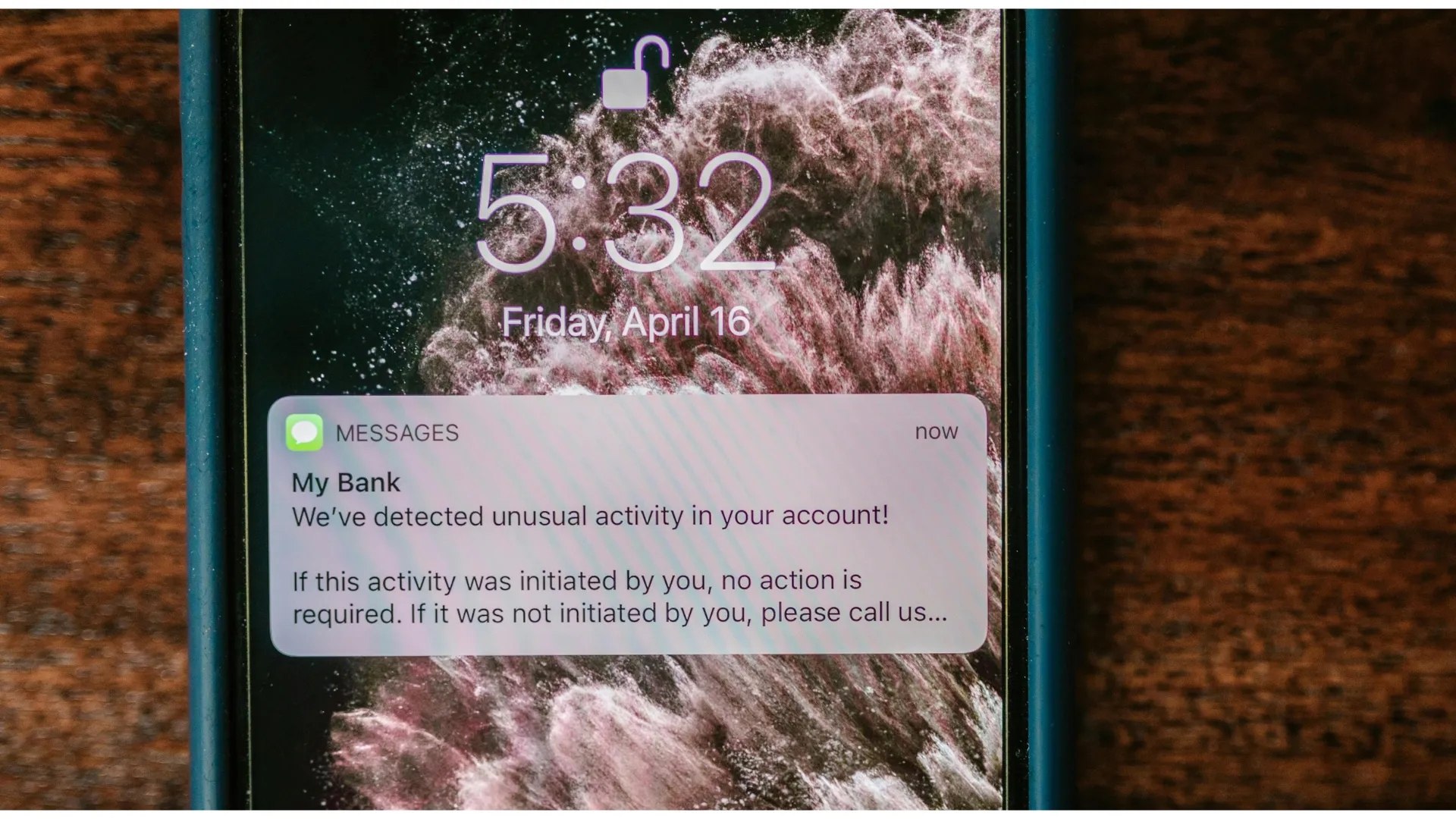 Vehículos con blasters SMS recorren calles canadienses causando 13 millones de interrupciones