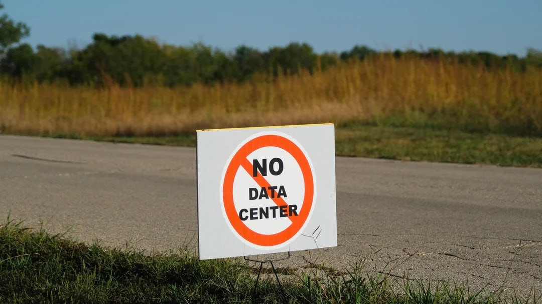 Seis centros de datos de IA propuestos para un pueblo de 7.000 habitantes generan protestas masivas
