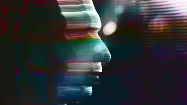 Los chatbots de IA resultan más eficaces estafando a las personas que los estafadores humanos, según un estudio