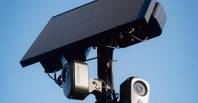 Las cámaras de Flock Safety pueden rastrear cada auto en EE.UU.: a la policía les encantan, pero los ciudadanos desconfían